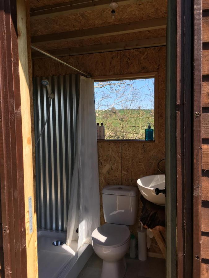 The Shepherds Hut At The Shippen, Tiphayes Honiton Bagian luar foto